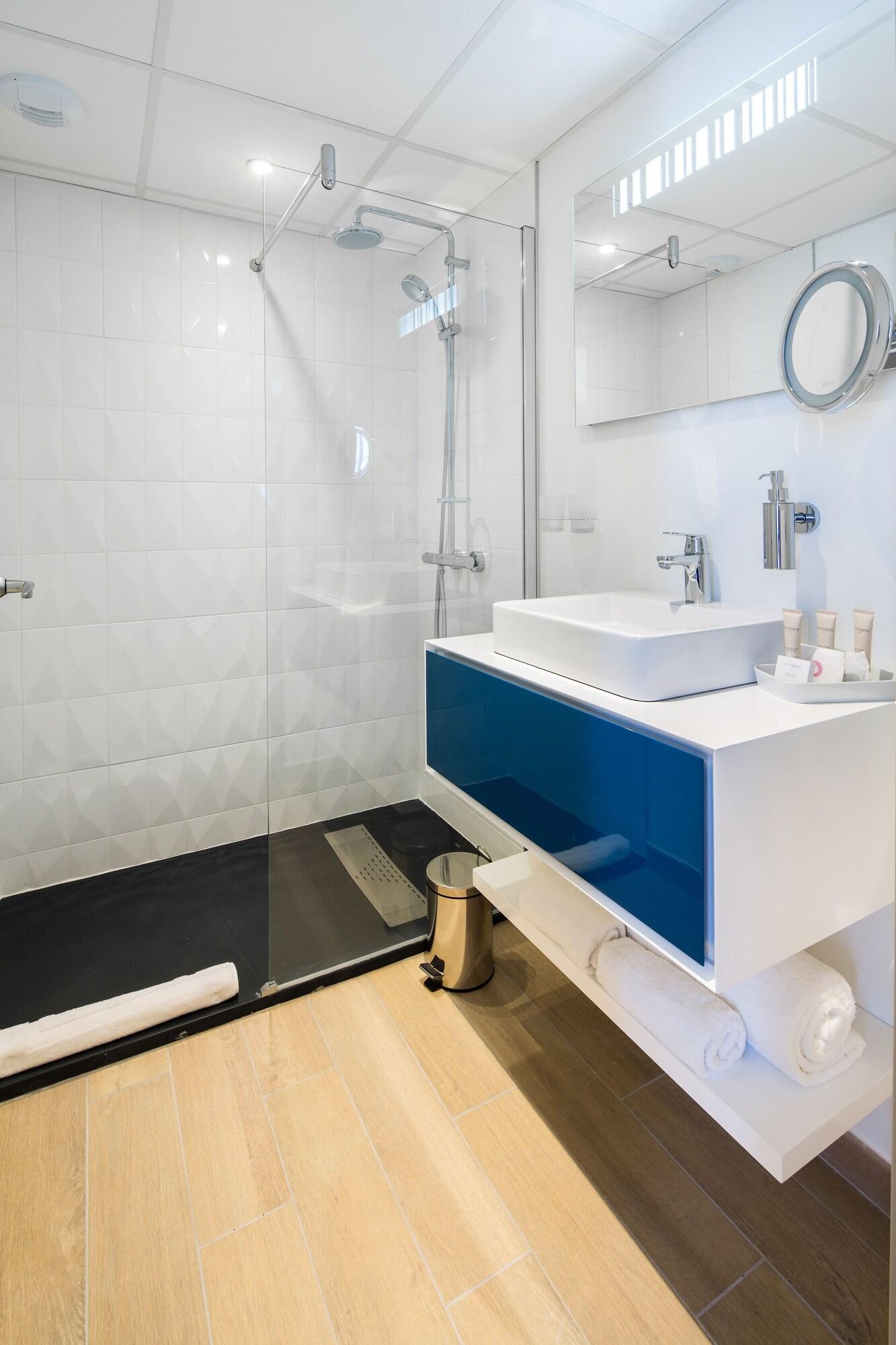 Hotel Le Rive Droite & Spa 루르드 외부 사진