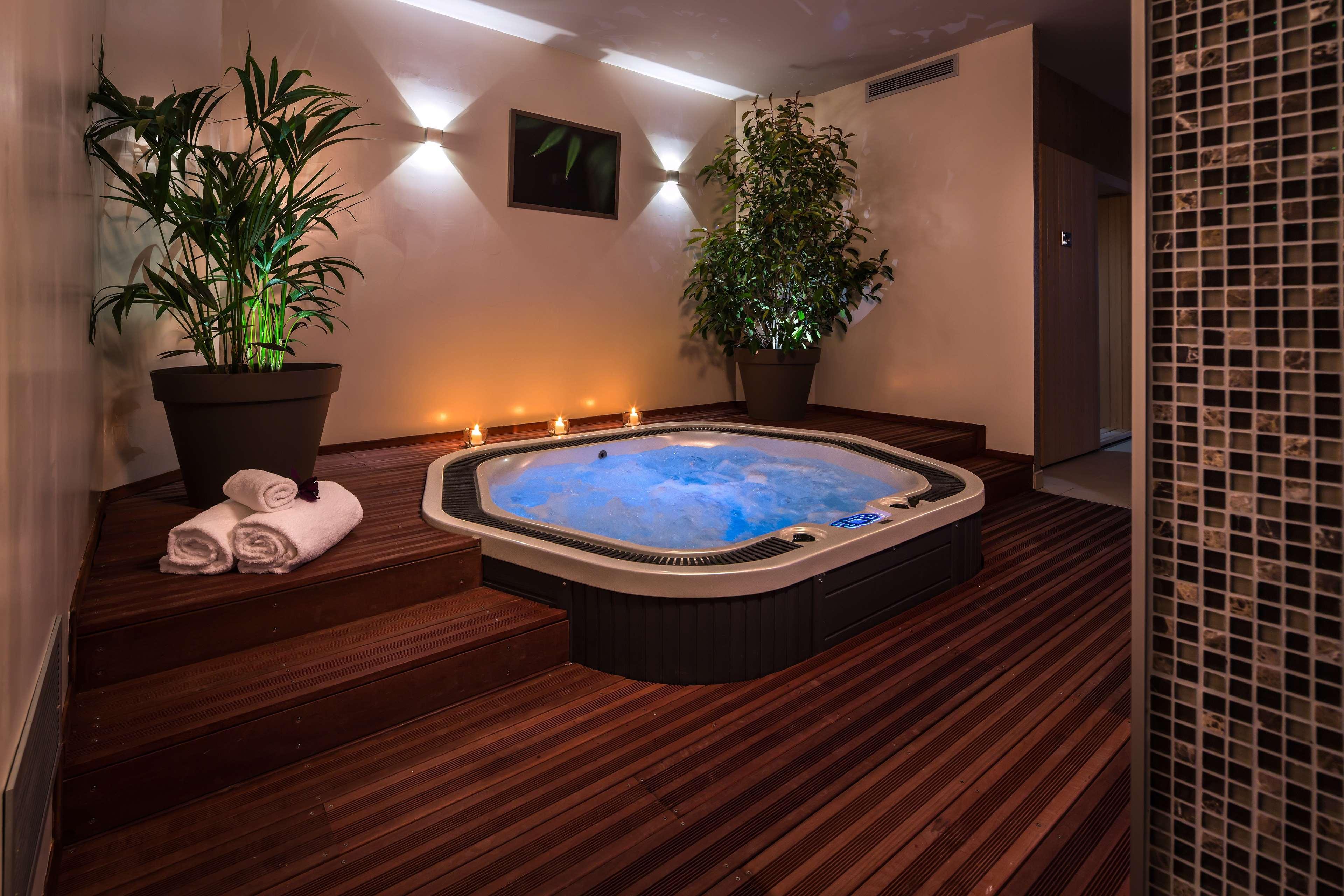 Hotel Le Rive Droite & Spa 루르드 외부 사진